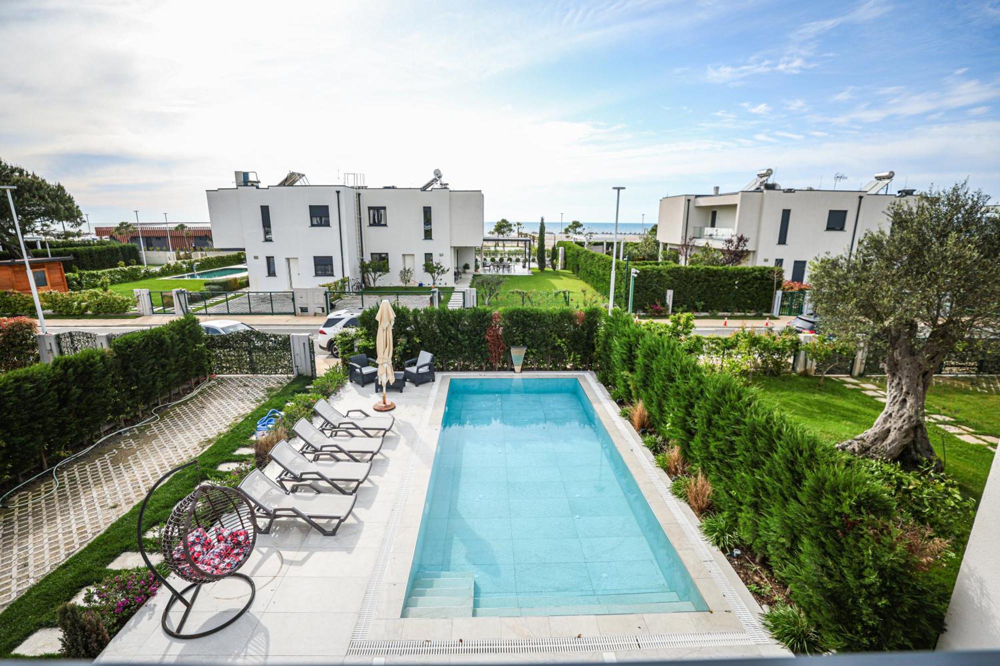 Vila 29 Valamar Durrës Exteriör bild